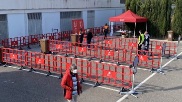 Ontinyent en Viu - Vacunació a la Sala Gomis ON TV - El Periòdic d'Ontinyent